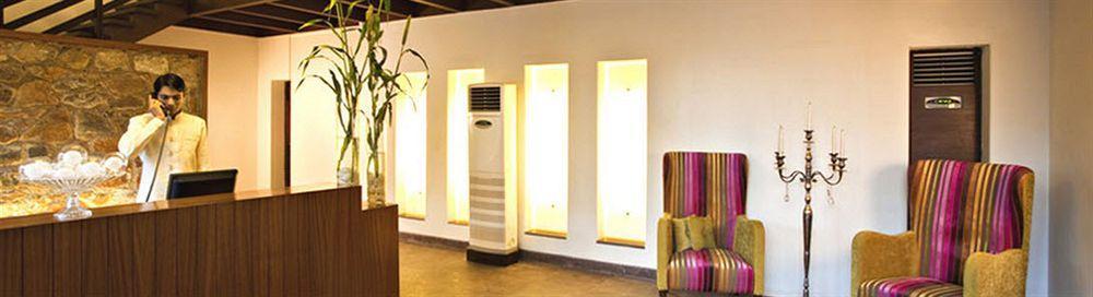 Lemon Tree Hotel, Tarudhan Valley, Manesar Gurgaon Extérieur photo