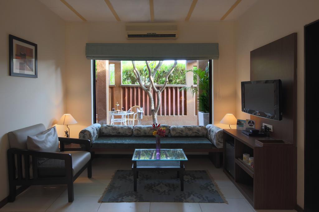 Lemon Tree Hotel, Tarudhan Valley, Manesar Gurgaon Extérieur photo