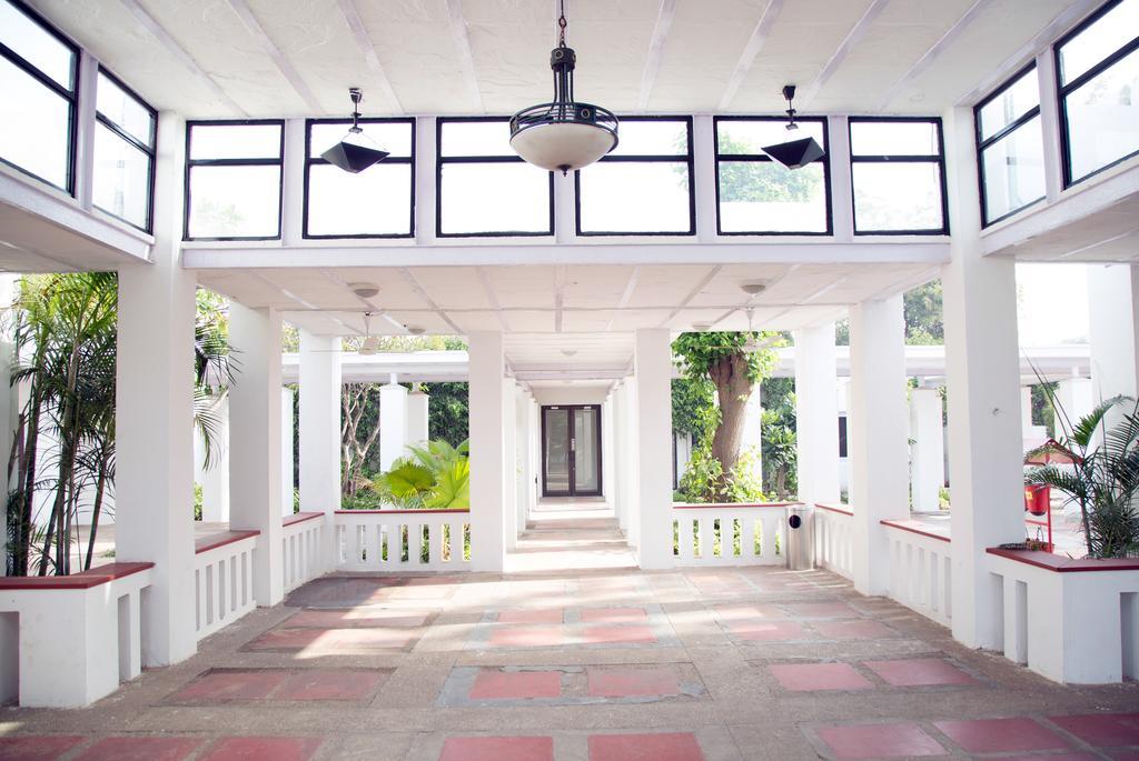 Lemon Tree Hotel, Tarudhan Valley, Manesar Gurgaon Extérieur photo